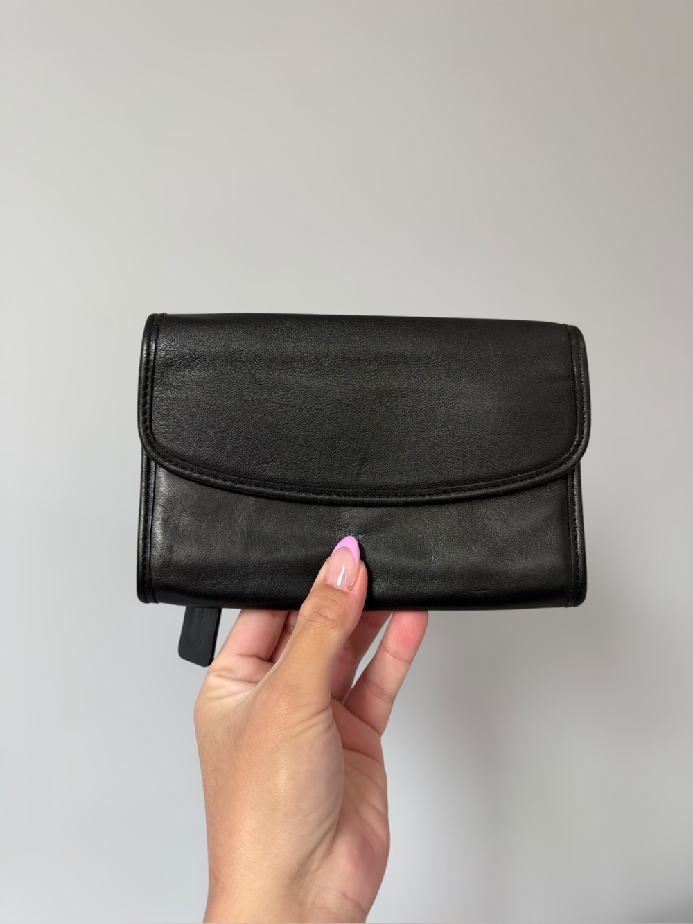 Vintage Coach Envelope Swing Wallet 4873 Black Leather 90s Hangtag